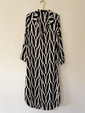TOUCHÉ Black Ivory Abstract Luxury Resort Cover-Up Shirt Dress Duster